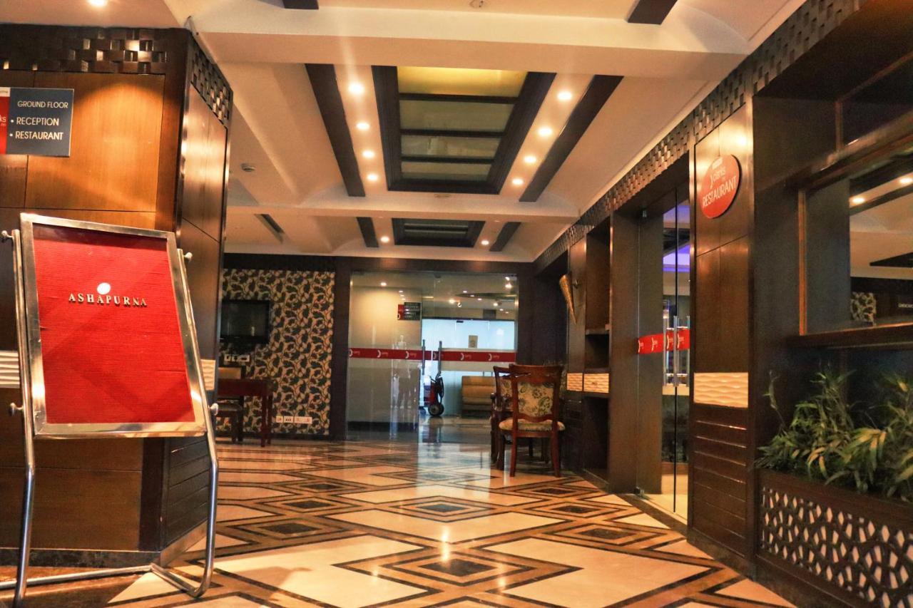 Отель Crestmont Ashapurna Jaipur, Banipark Экстерьер фото