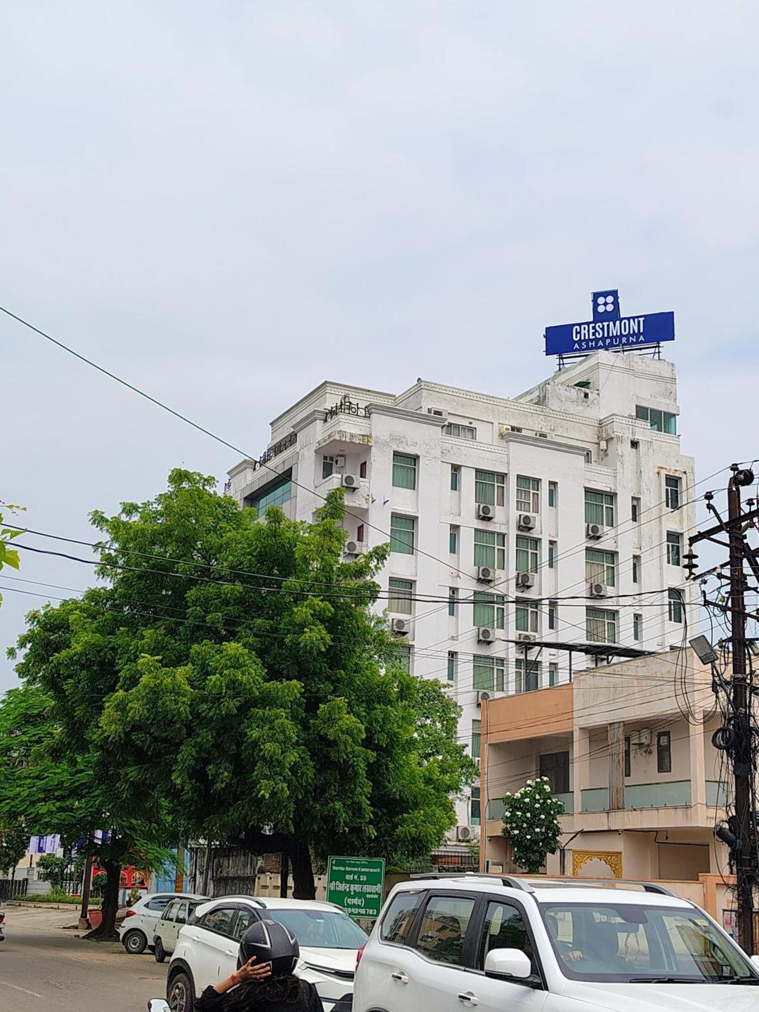 Отель Crestmont Ashapurna Jaipur, Banipark Экстерьер фото
